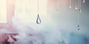 为你留下第一滴泪究竟出自哪首歌？
