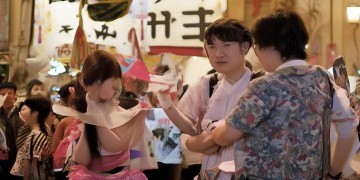 杀马特翻唱韩红的歌究竟是哪一首？